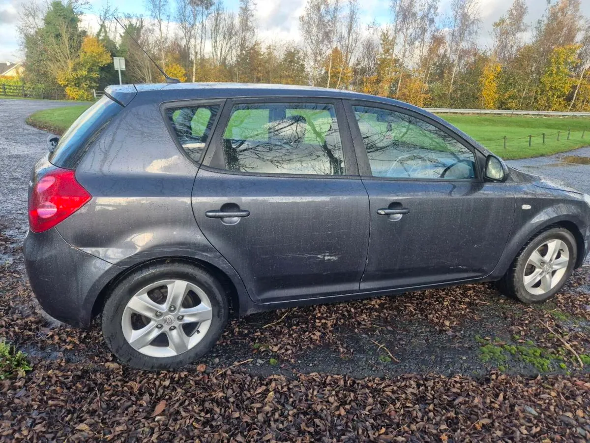 Automatic kia ceed 1.6 diesel - Image 4