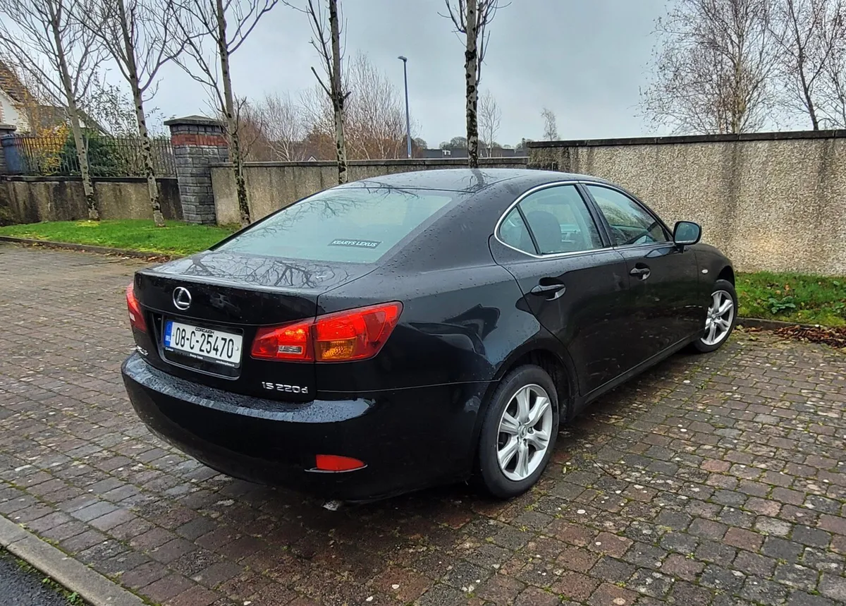 Lexus IS 220D - Image 1