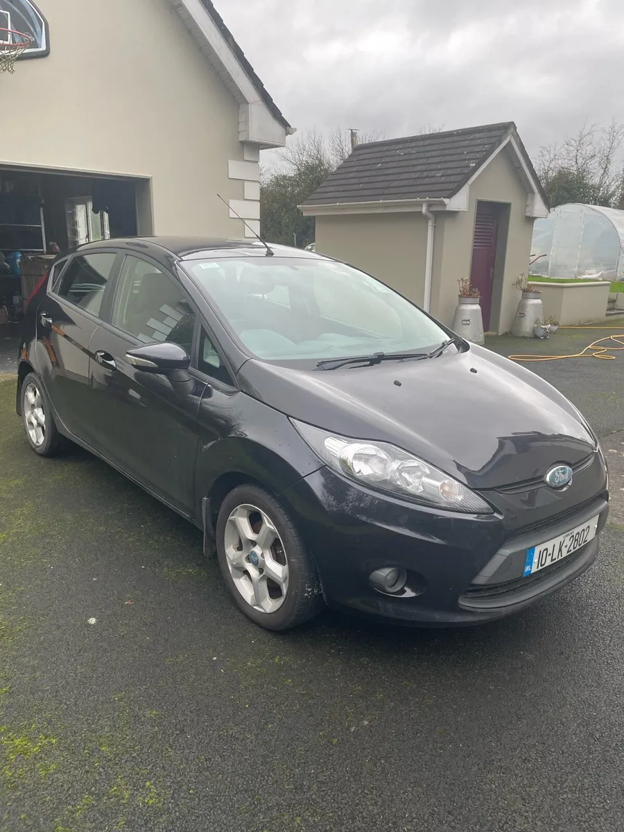 Ford fiesta - Image 2