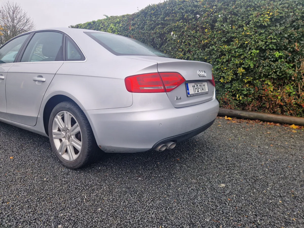 Audi A4 SE 2.0 TDI 2011 - Image 3