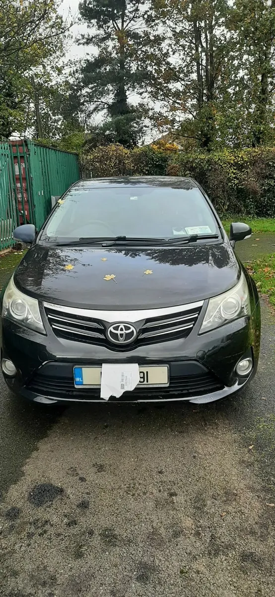 Toyota Avensis 2012 - Image 1