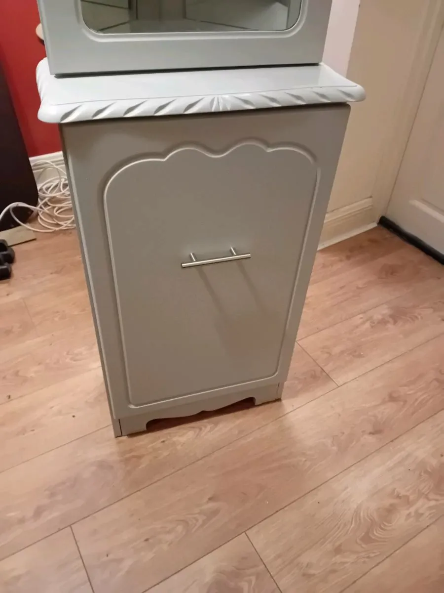 Display cabinet - Image 3