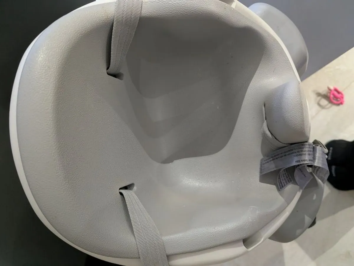 Mamas & Papas Baby Bug Floor And Booster Seat with Activity Tray - Image 3