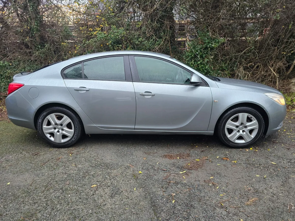2012 Opel Insignia NCT 03/26 - Image 2