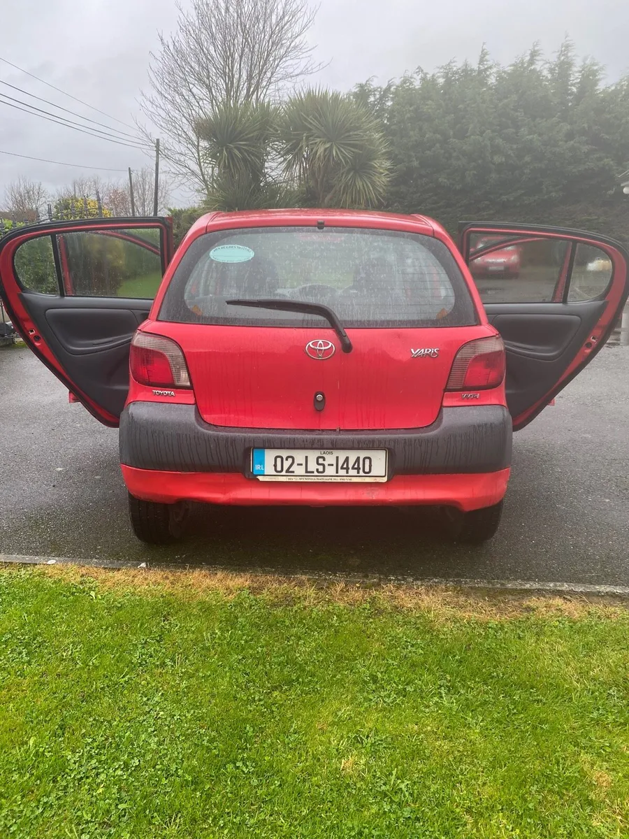 TOYOTA YARIS - Image 4