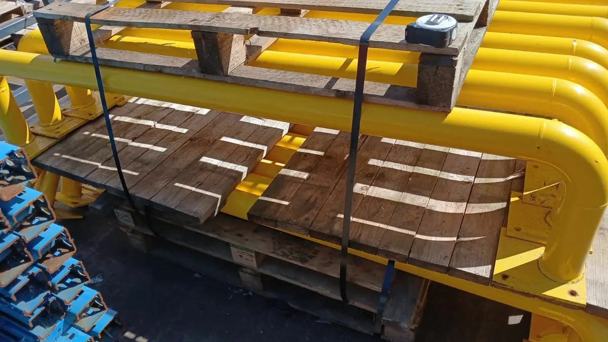 Used Pallet Racking End Barriers 2.2m L - Image 2