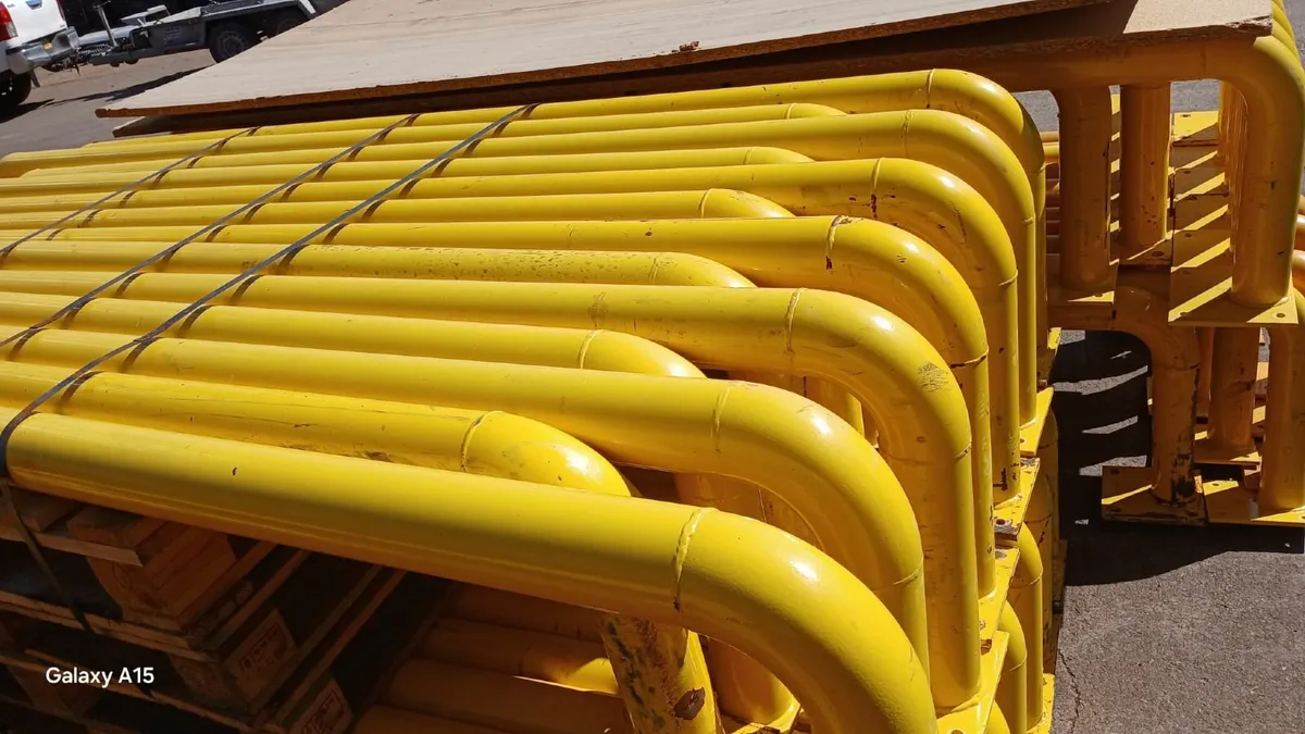 Used Pallet Racking End Barriers 2.2m L - Image 4