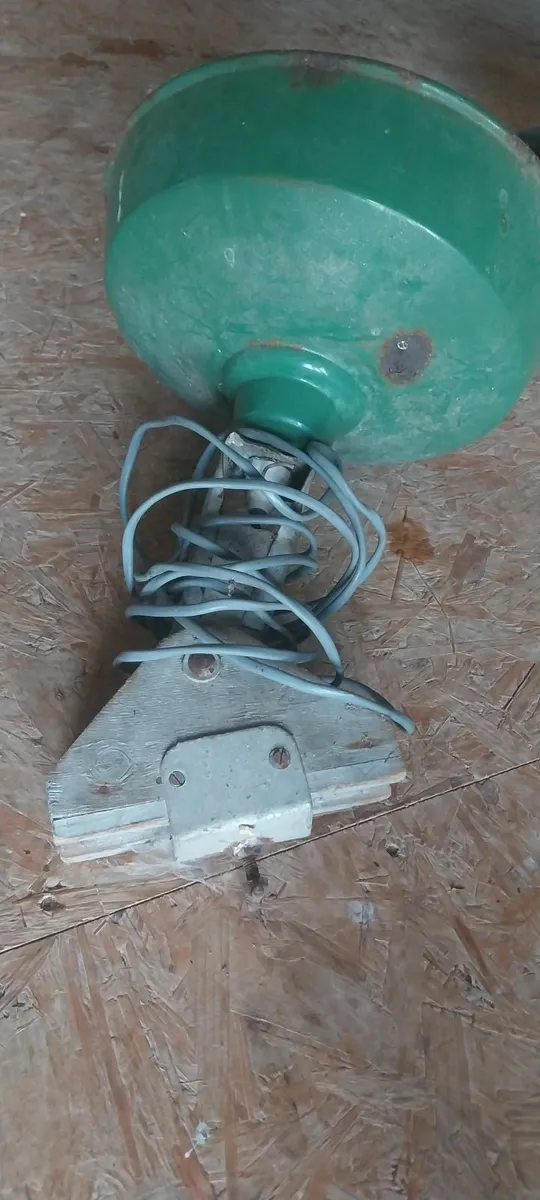 Photographers antique lamp - Image 1