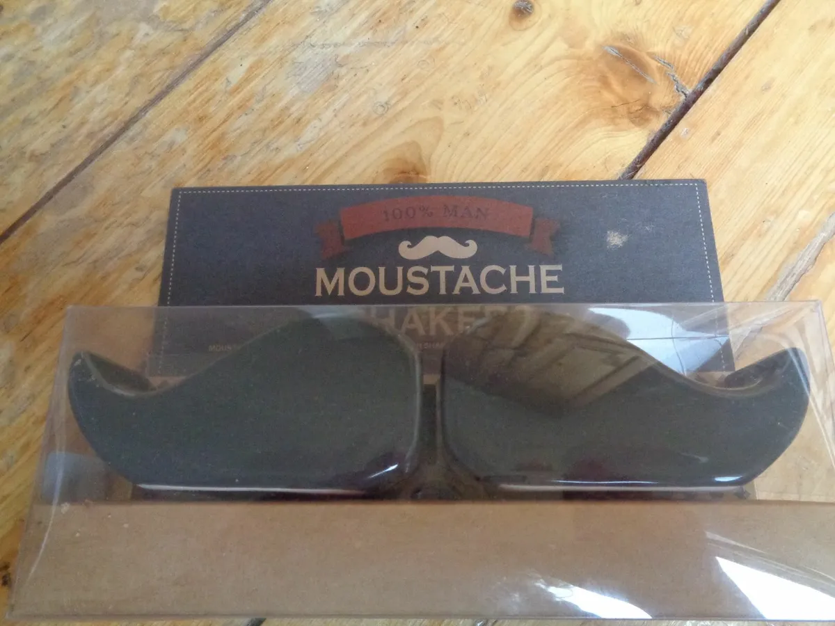 Moustache Salt & Pepper Shakers for Sale - Image 3
