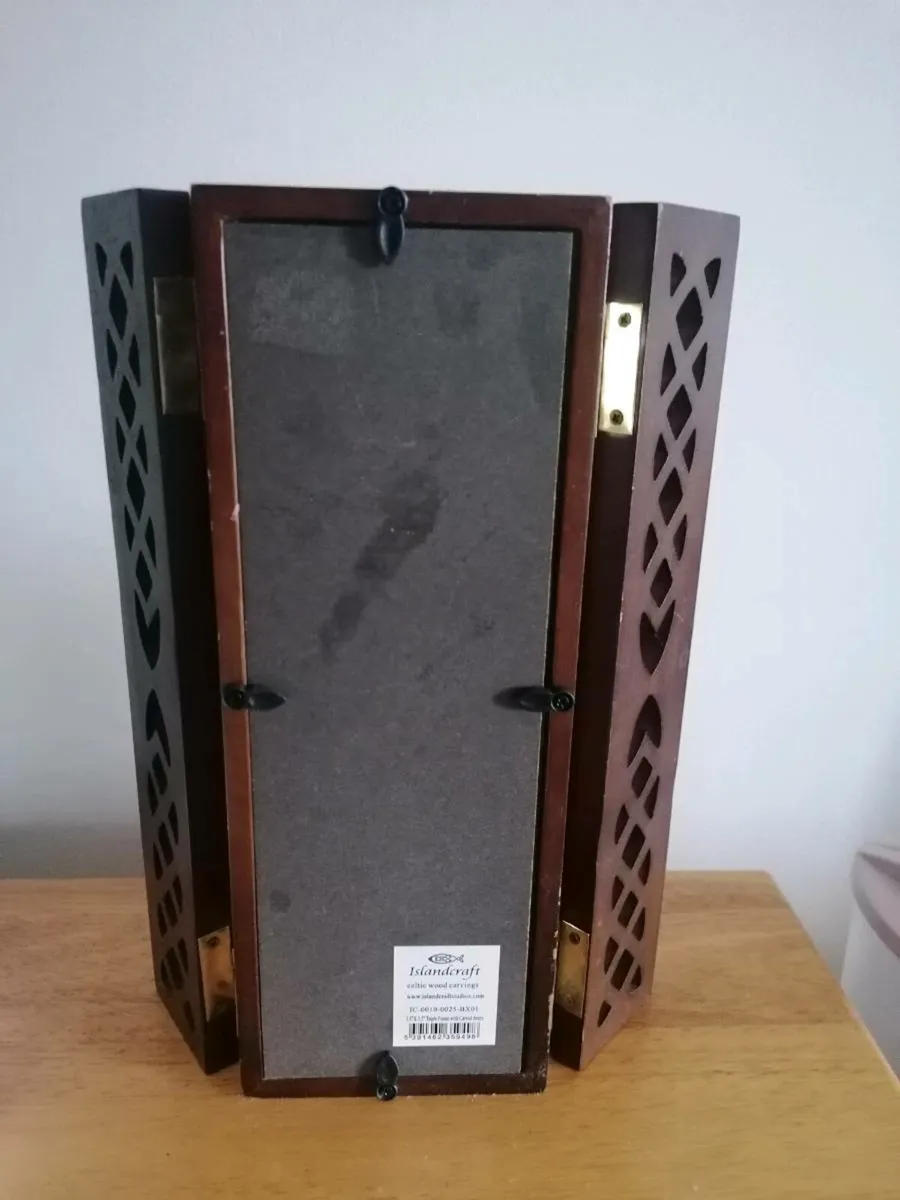 Celtic Triple Photo Frame - Image 3