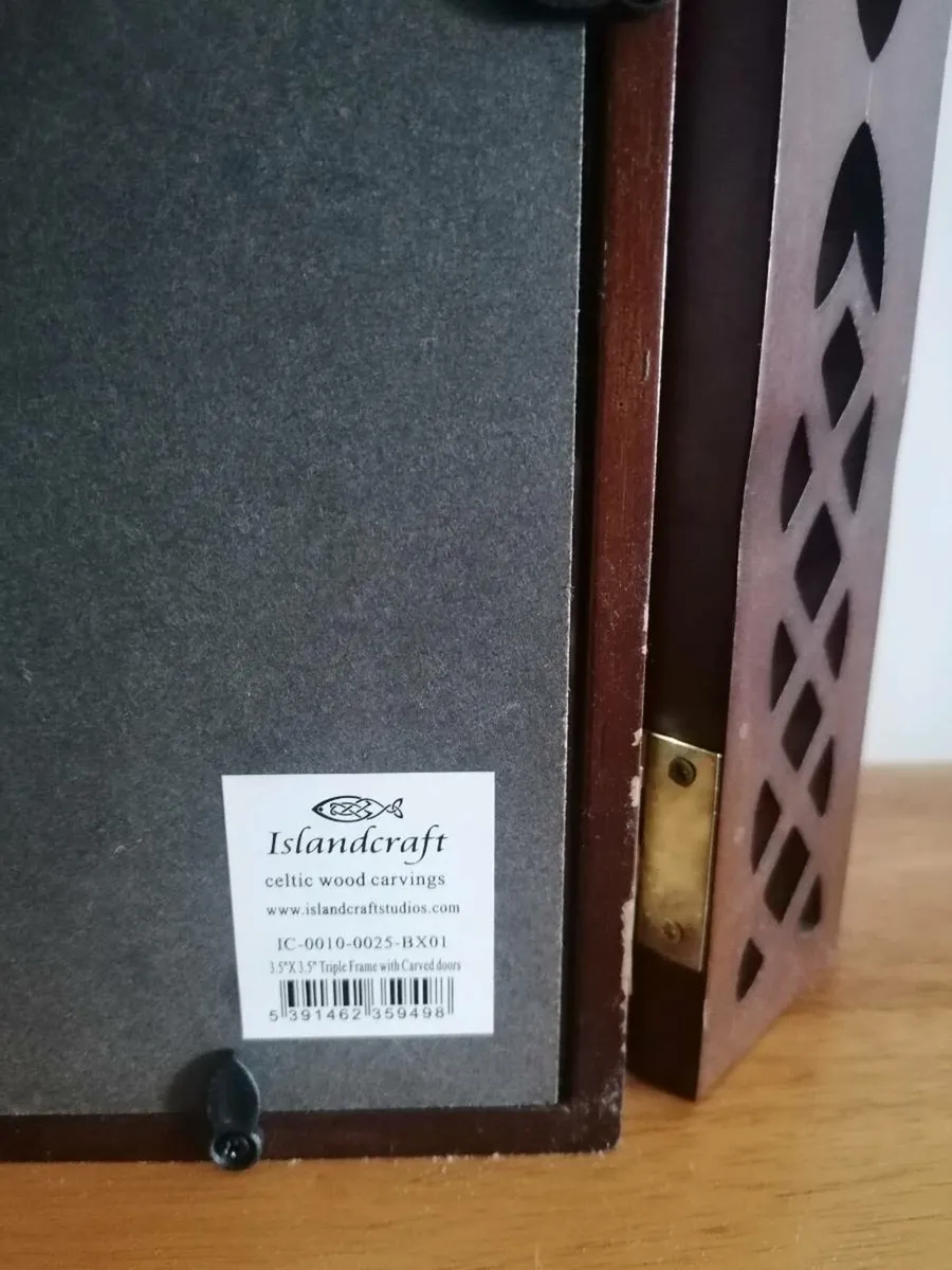 Celtic Triple Photo Frame - Image 4