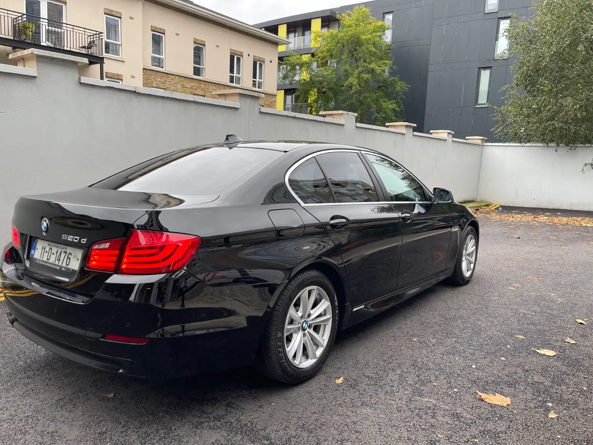 BMW 5-Series 2011 520d Auto - Image 2