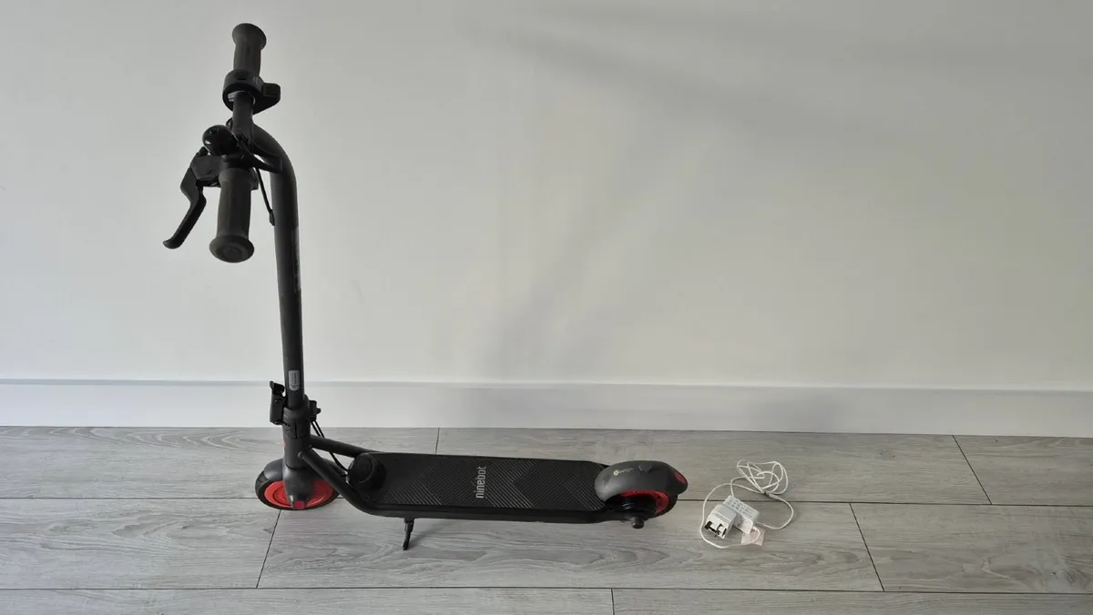 Electric Scooter (Childrens) - Image 1