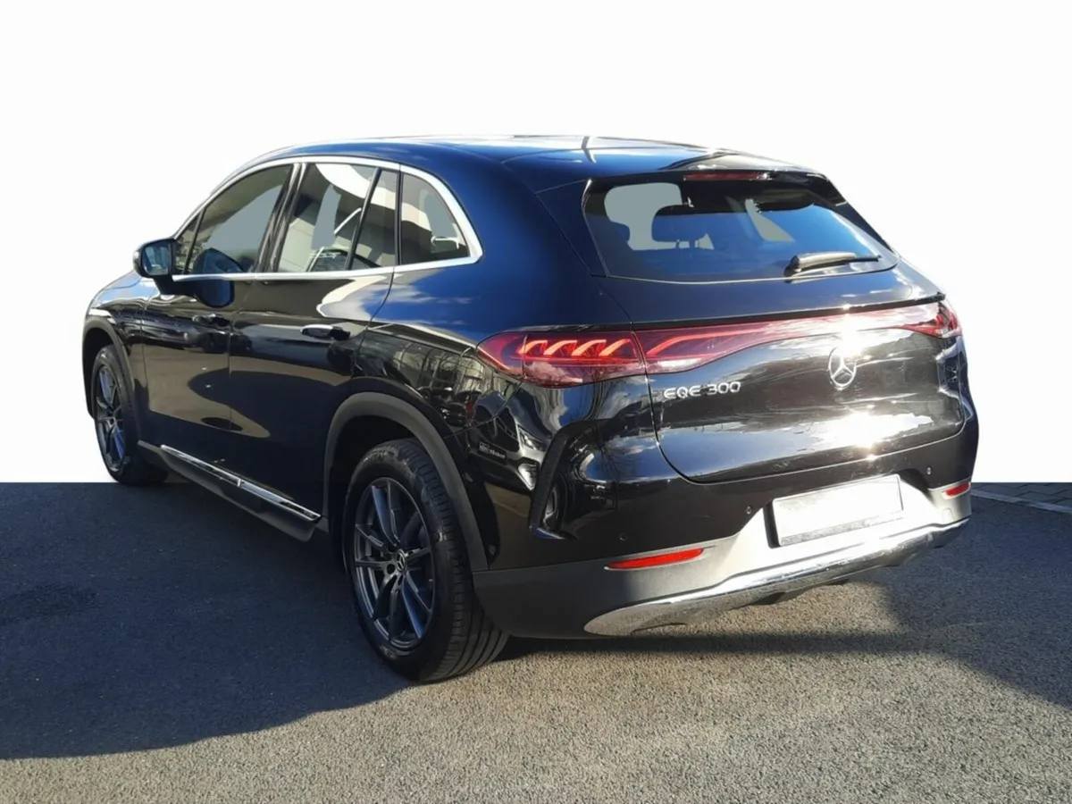 Mercedes-Benz EQE EQE 300 SUV 573 KM Range Electri - Image 4