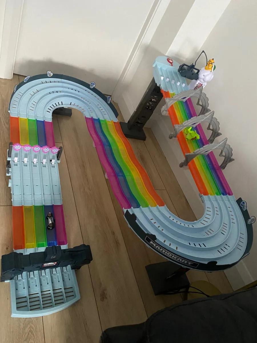 Mario hot wheels track - Image 1