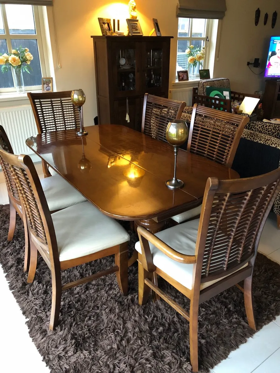 Dining Leaf Table and Chairs - Image 2