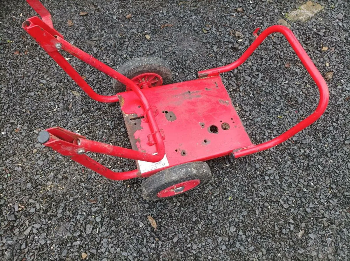 Power washer cart - Image 2