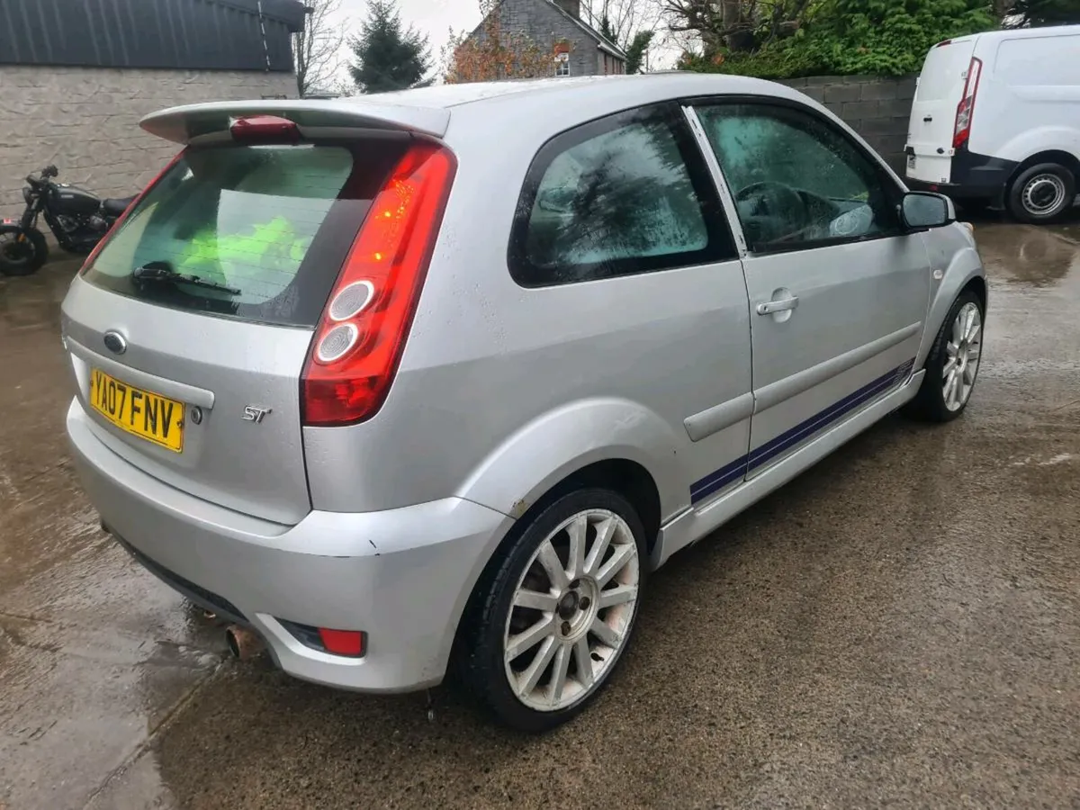 Ford fiesta st150 - Image 4