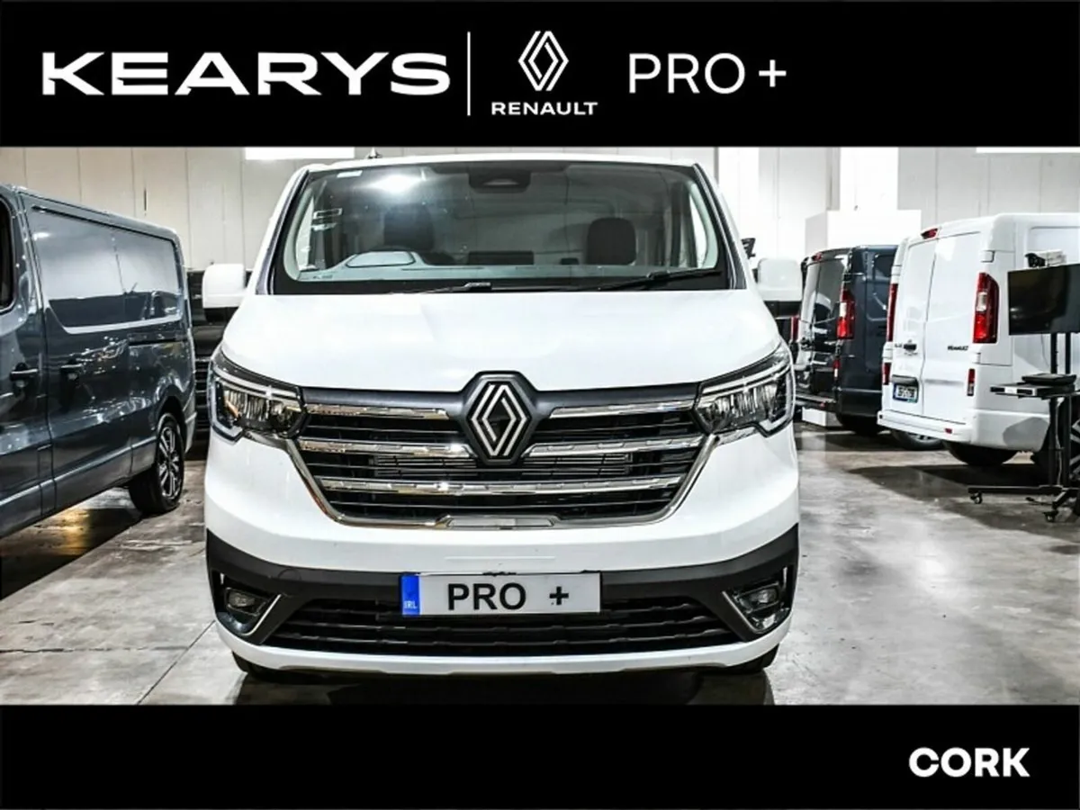 Renault Trafic LL30,170 Auto Extra Sport Panel INC - Image 3
