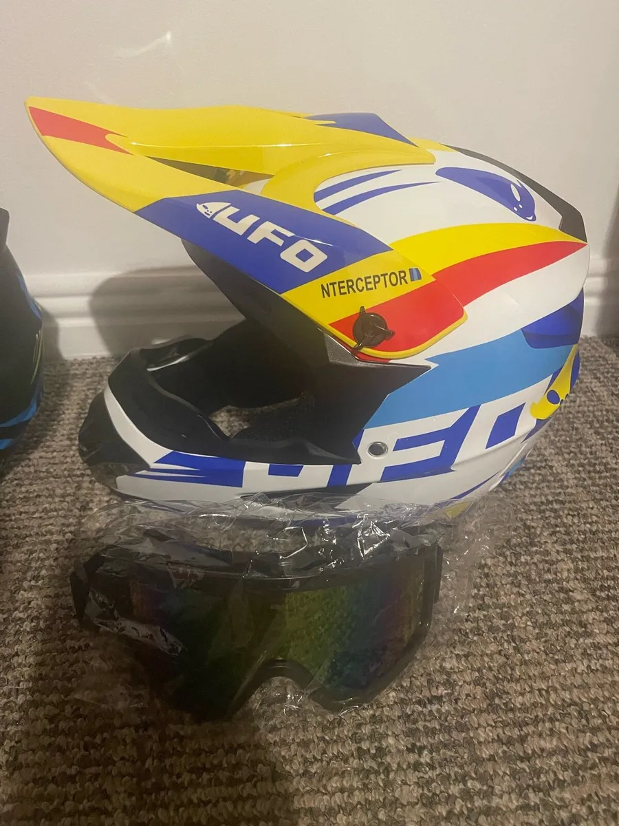 Kids Helmet - Image 2