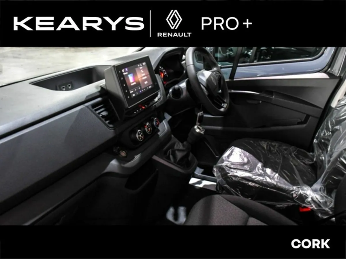 Renault Trafic LL30 Blue dCi 150 Start Panel Van G - Image 3