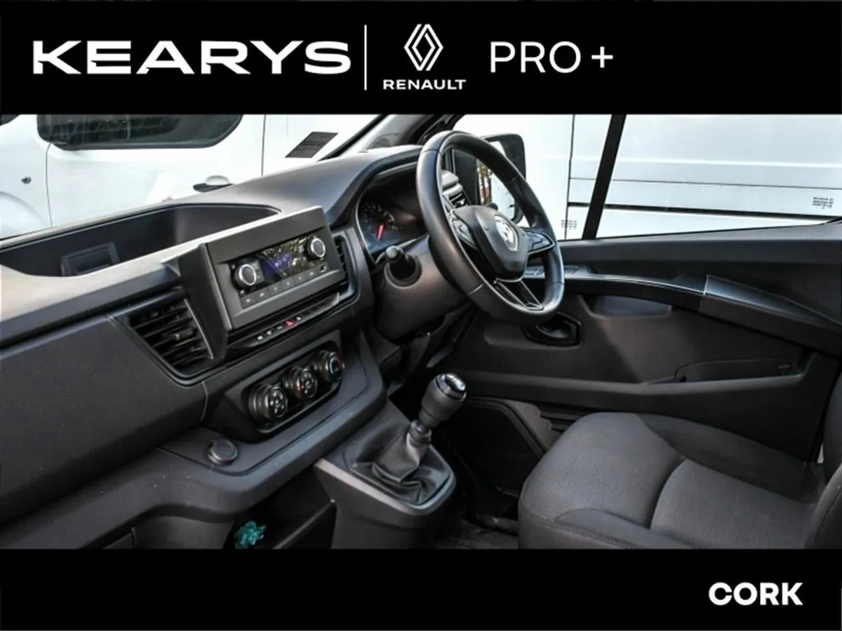 Renault Trafic LL30 130 Business INC VAT - Image 2