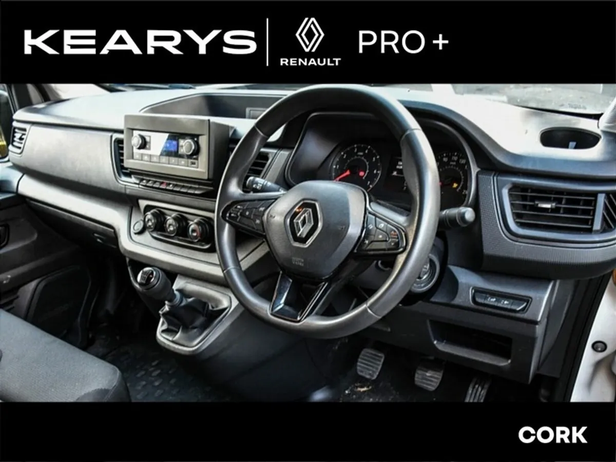 Renault Trafic LL30 130 Business INC VAT - Image 3