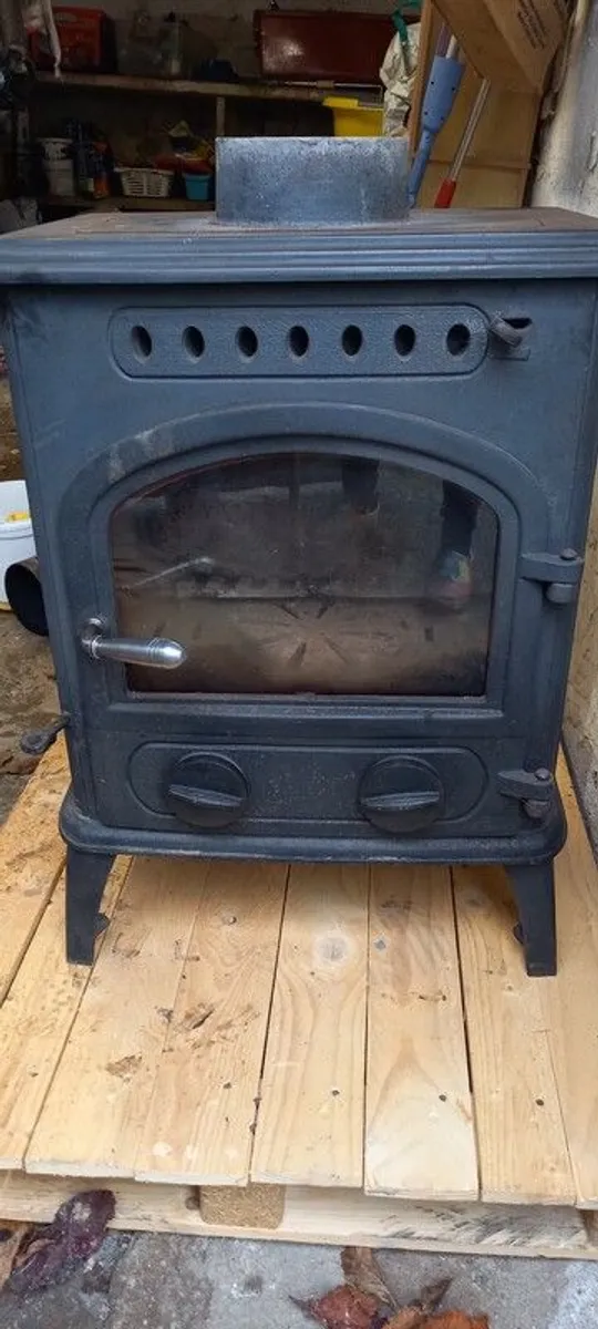 Stove - Image 1
