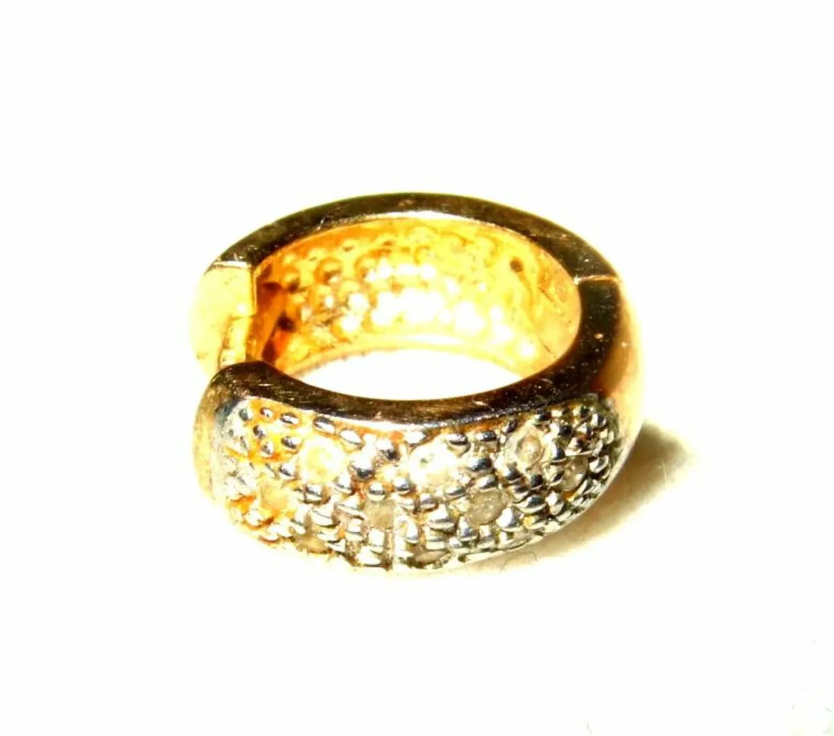 Vintage 9ct Gold & Diamond Nose/Ear Ring - Image 3