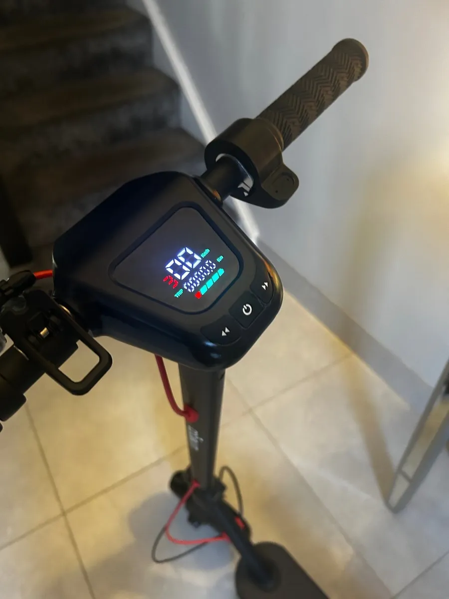 Electric scooter - Image 1