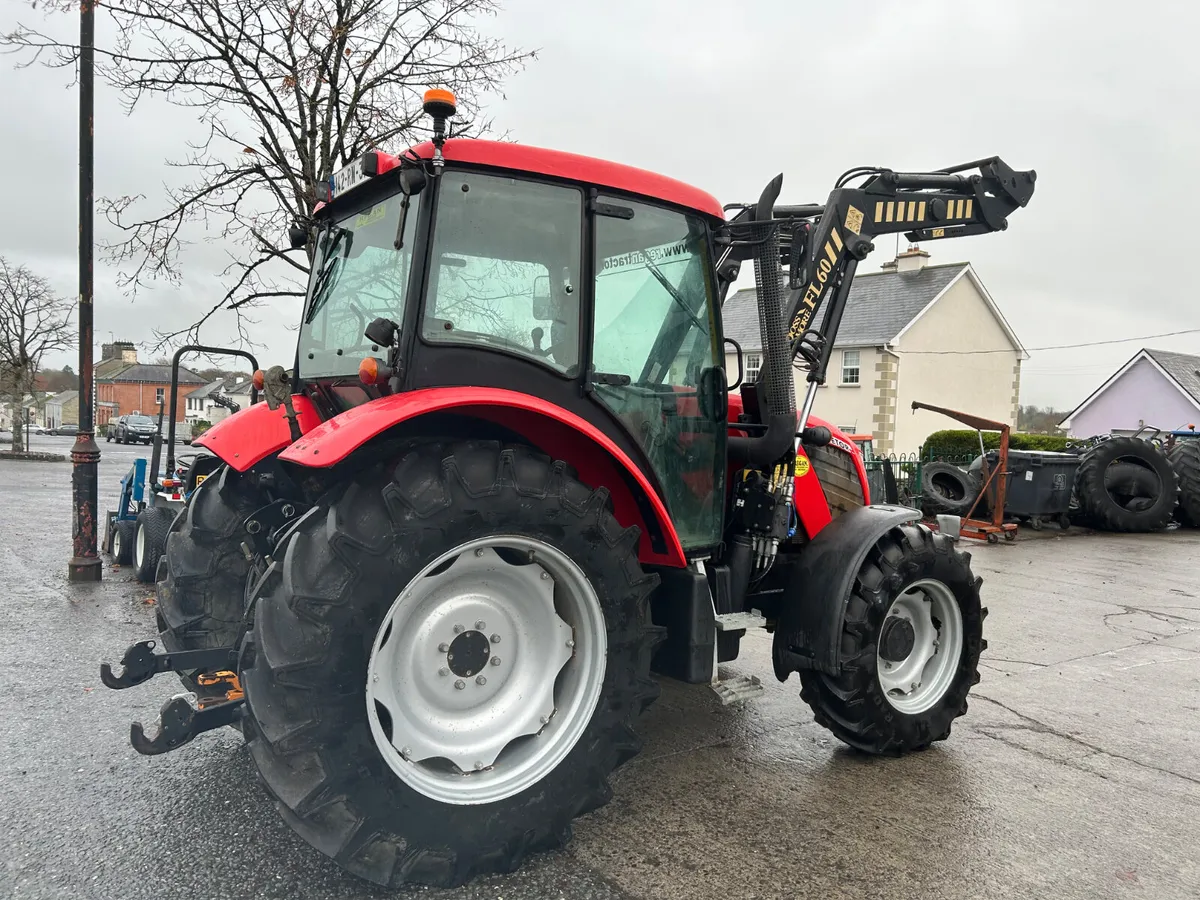 142 Zetor Proxima 90 with Loader - Image 2