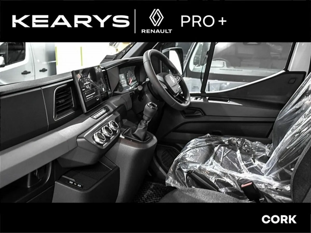 Renault Master LM35 130 Start Plus VAT - Image 2