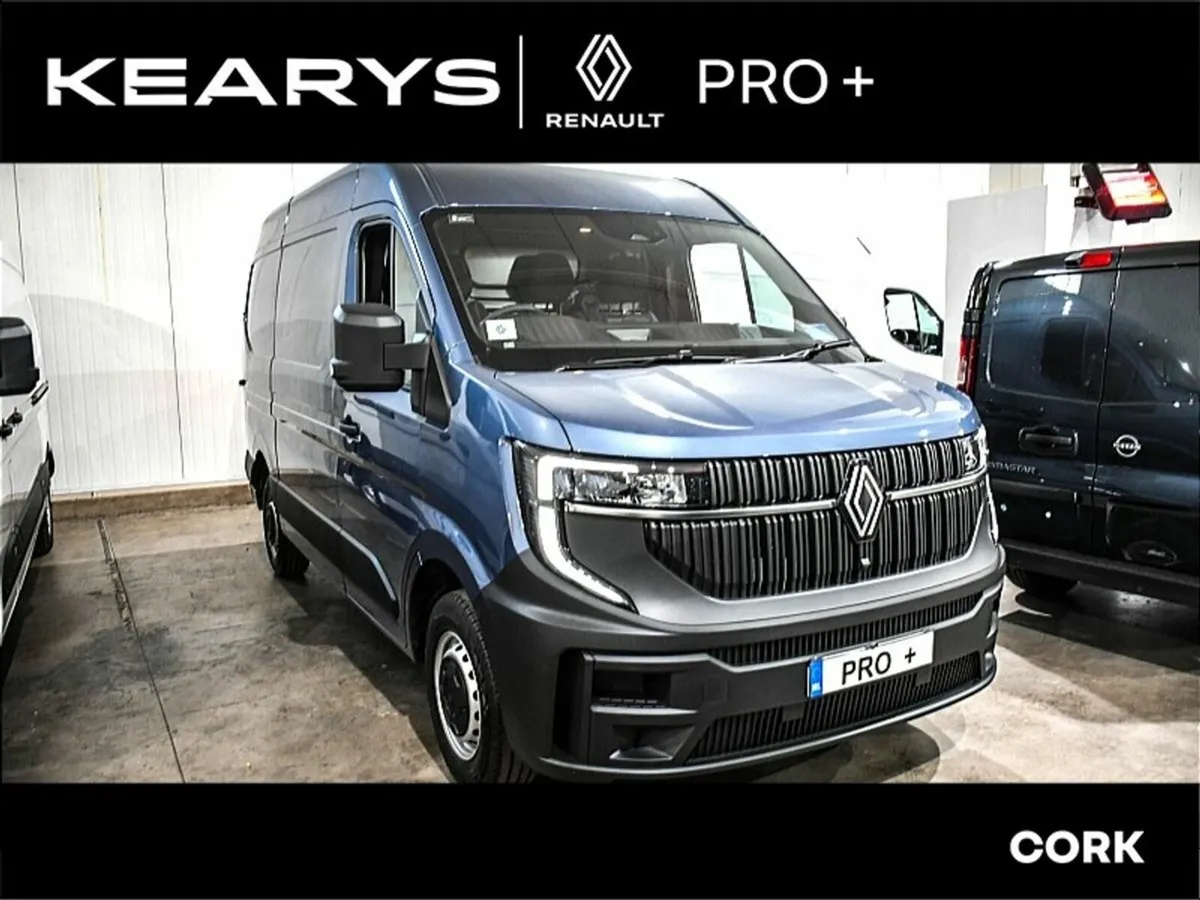 Renault Master FWD MM33 130 Start INC VAT - Image 1