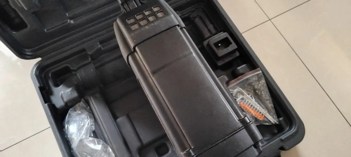 QuikTrak QT 40 Steel and Concrete Pin Nailer - Image 3