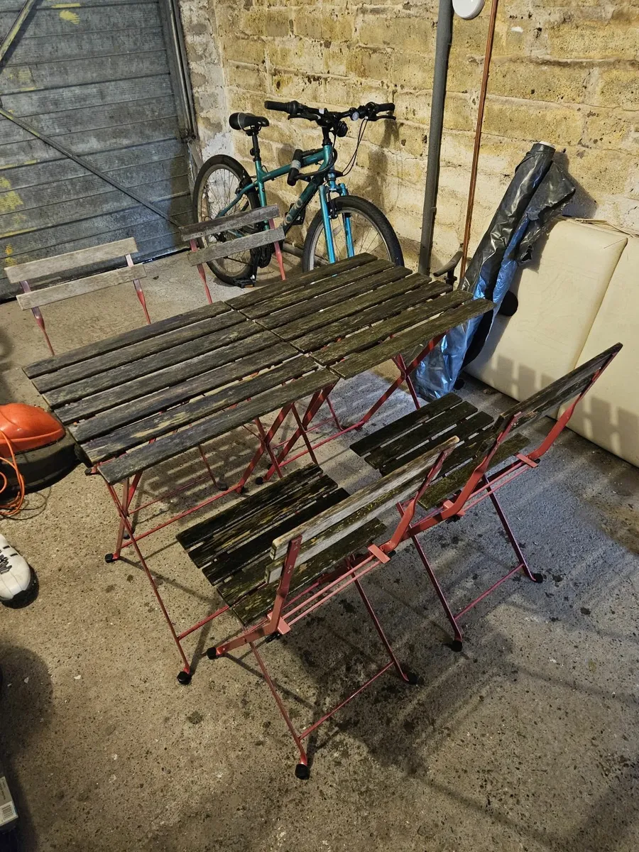 Garden table and chairs - Image 3