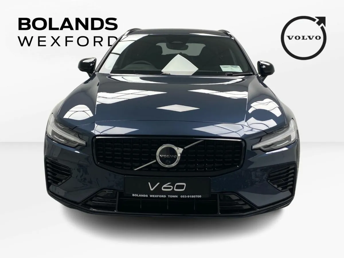 Volvo V60 Denim Blue Plus with Charcoal Nappa leat - Image 3