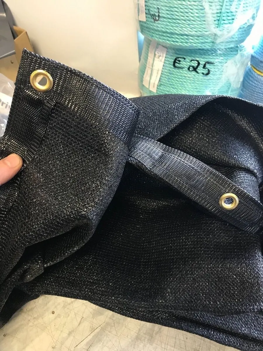 Black heavy duty screening privacy security - Image 1