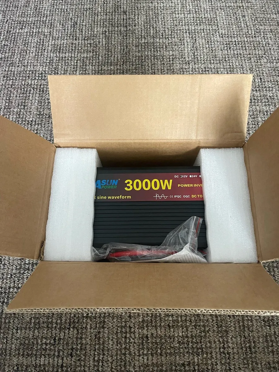 20v to 220v , 3000 watt - Image 1