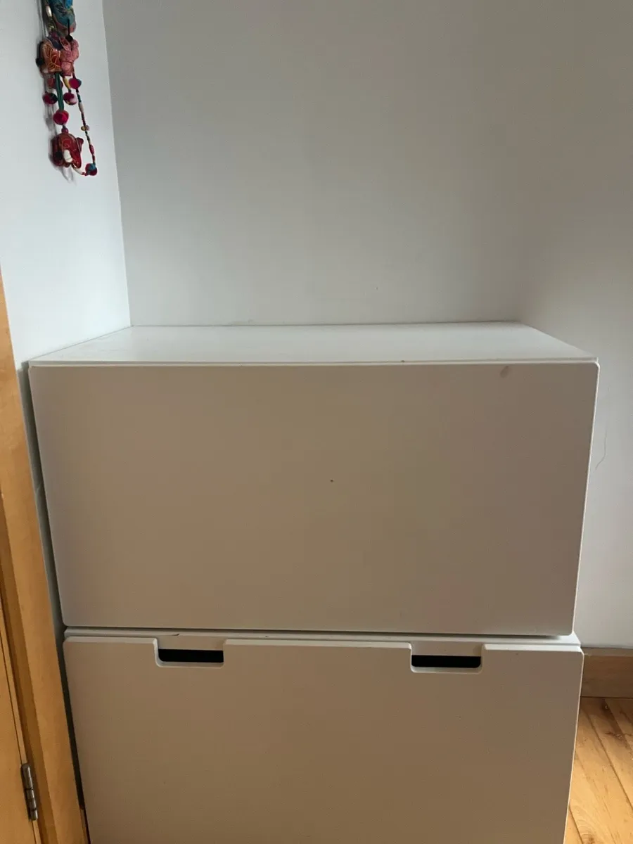 White Storage Bench - Ikea Smastad - Image 4