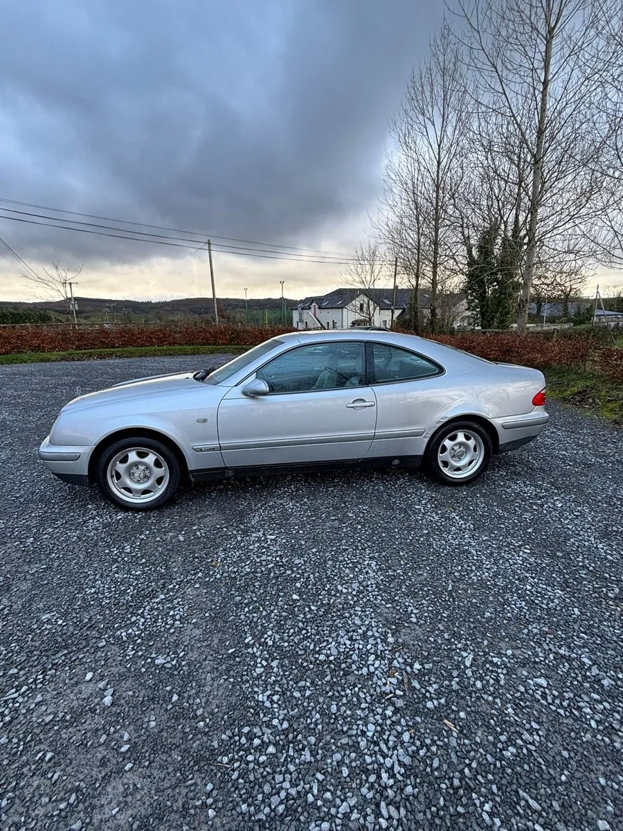 1999 Mercedes CLK230 - 41,000 Miles - Image 4