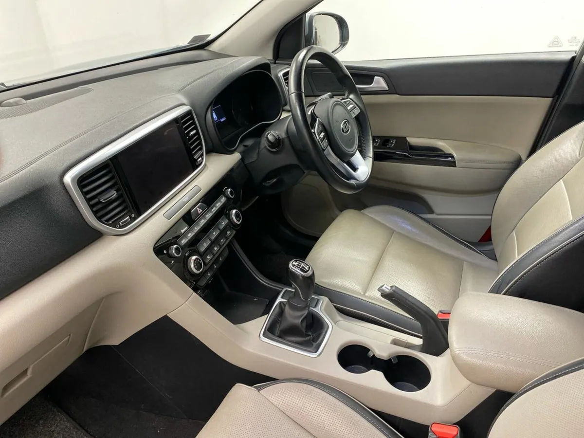 Kia Sportage 1.6 CRDI MILD HYBRID K3 - Image 3