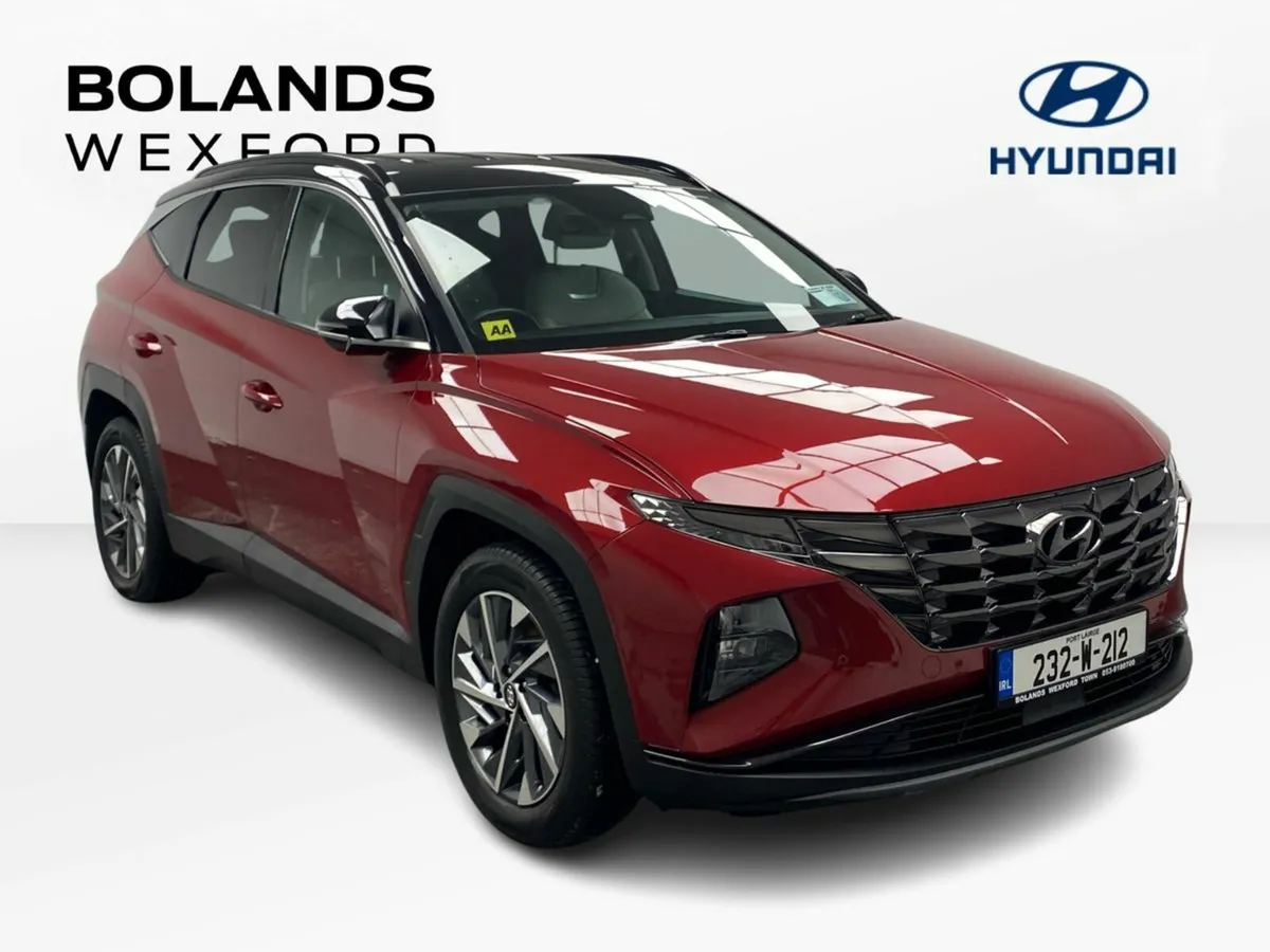 Hyundai Tucson 2WD Executive Plus w 2 Tone Roof - Image 1
