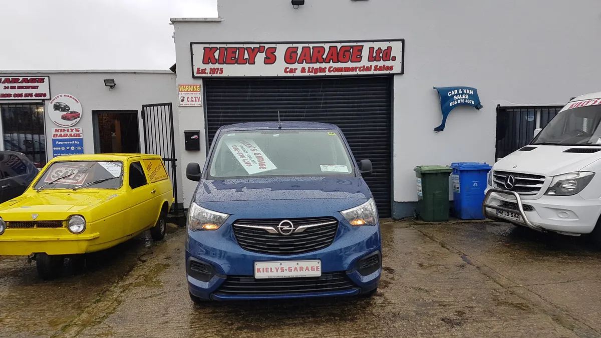 Opel Combo SPORTIVE 75KM MINT NO VAT - Image 2