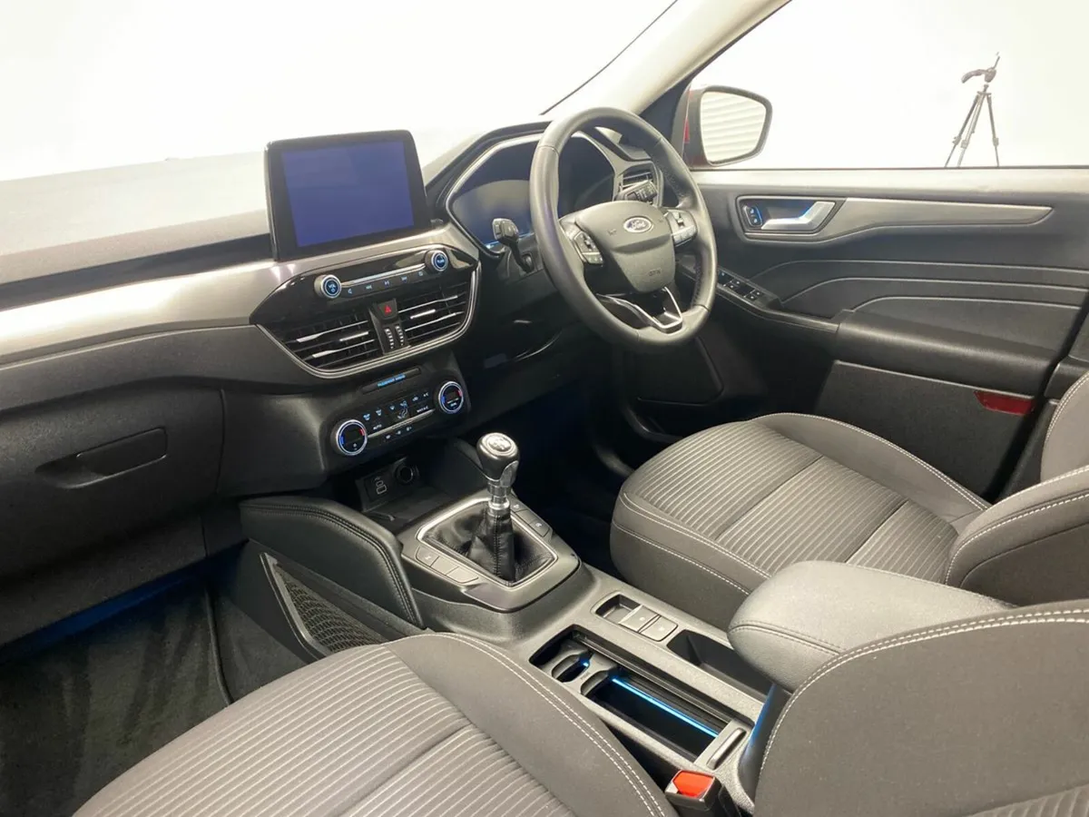 Ford Kuga 1.5 EcoBlue 120PS Titanium - Image 3