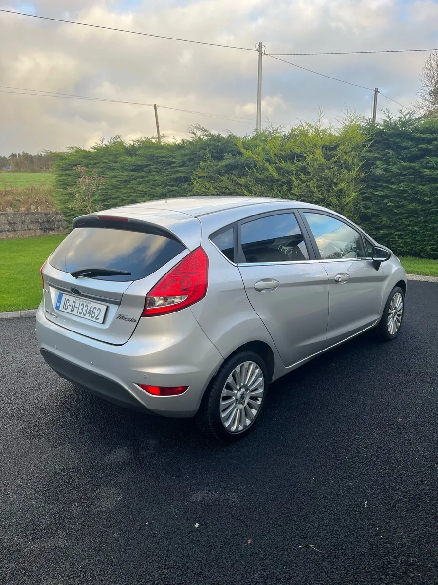 10 Ford Fiesta 1.6TDCI Titanium Immaculate - Image 4