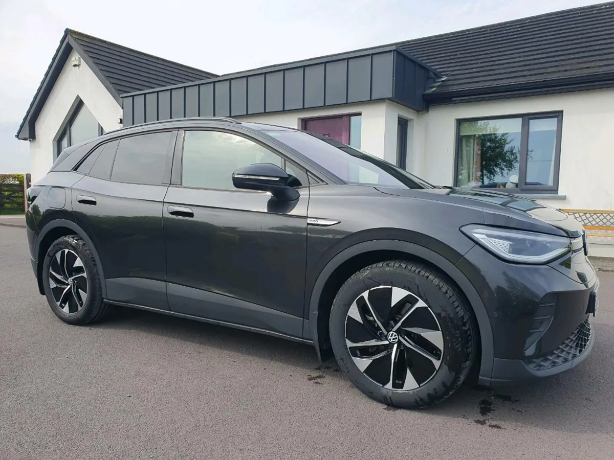2022 VW ID4 77kw 204bhp Family Spec - Image 4