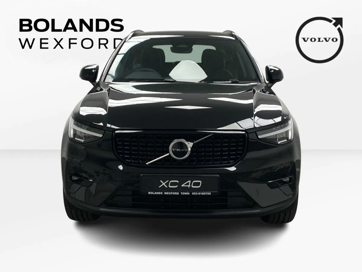 Volvo XC40 NEW !! 261 Petrol Mild Hybrid - Image 3