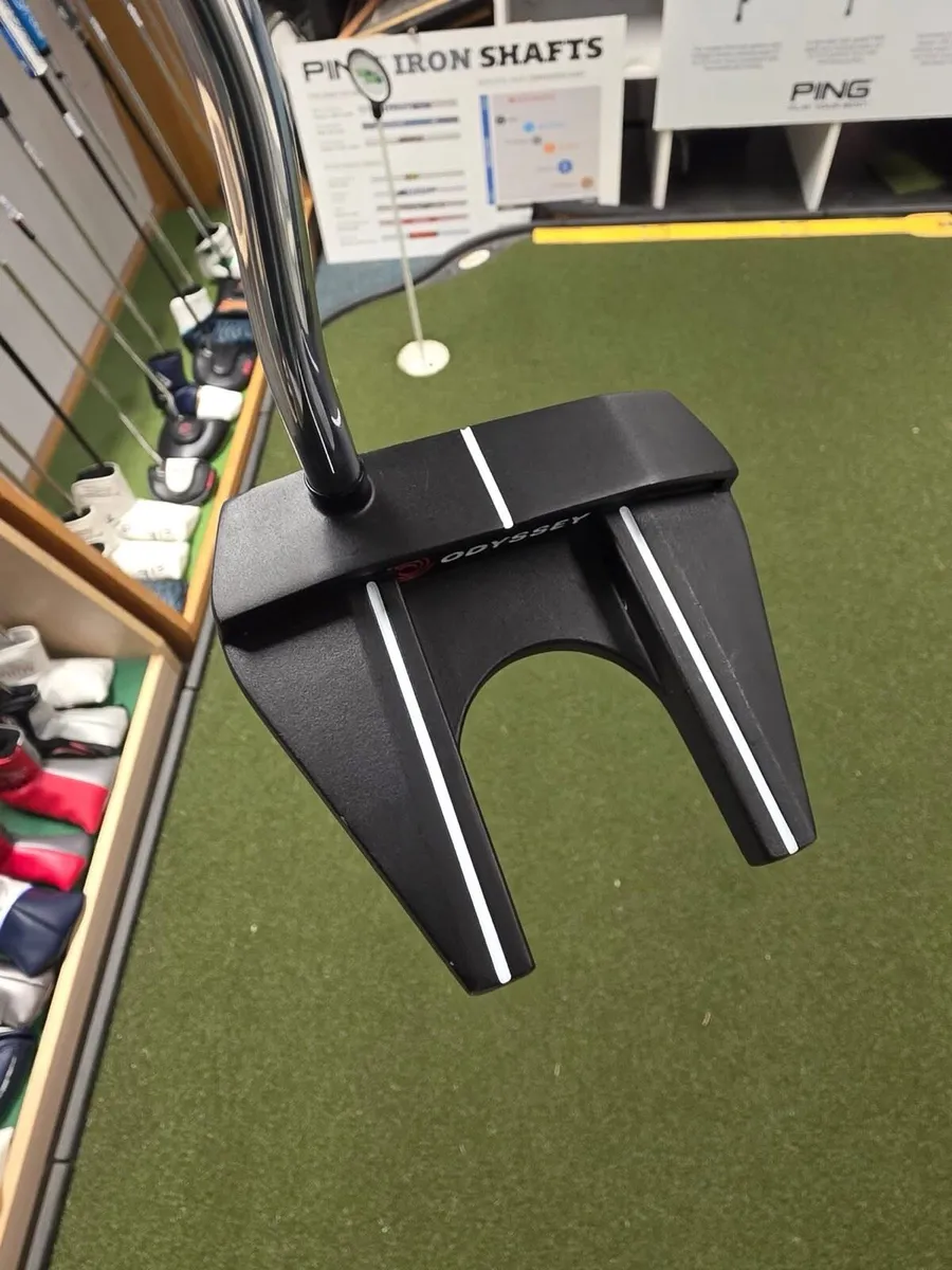 As New Odyssey DFX 7 Putter - Image 2
