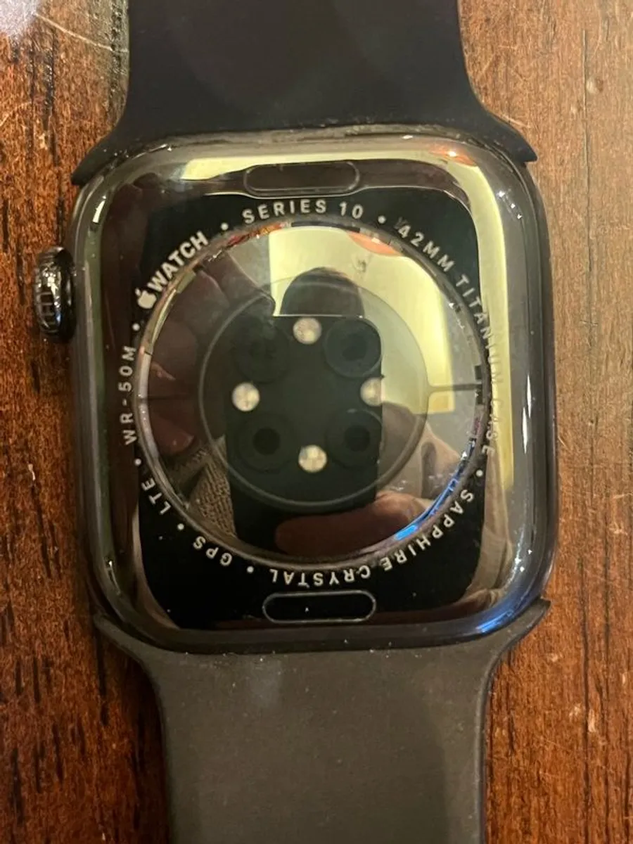 Apple Watch 10 - Image 1