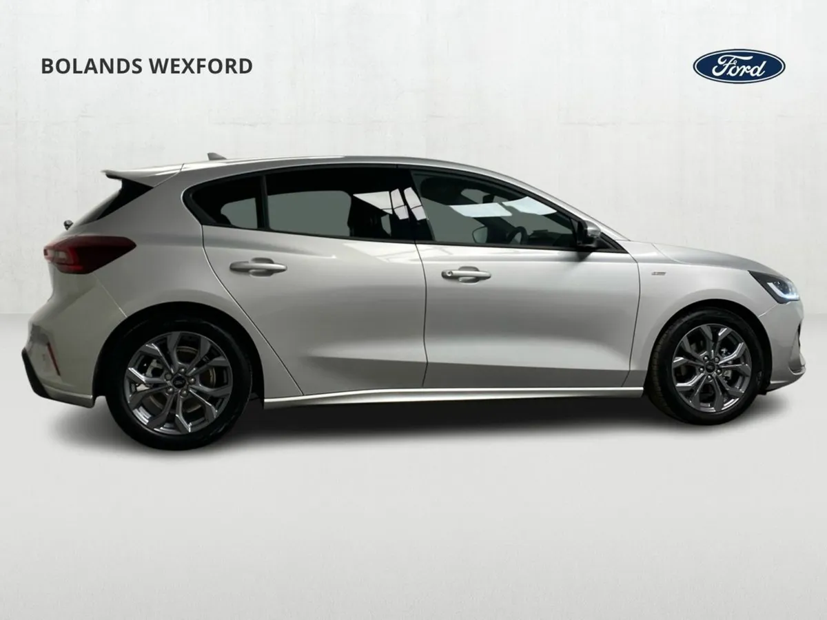 Ford Focus Ford Focus St-Line 1.5 EcoBlue Auto - Image 4